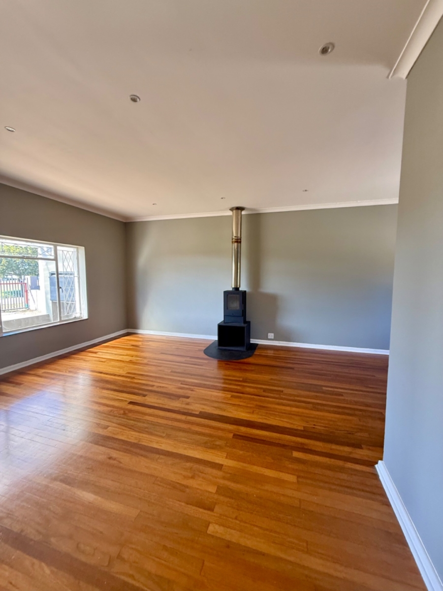 3 Bedroom Property for Sale in Kabega Park Eastern Cape